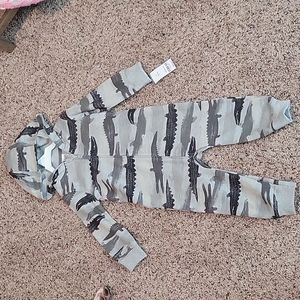 Carters 18 Month Hooded onesie Bundle For Deal!